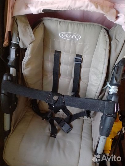 Прогулочная коляска