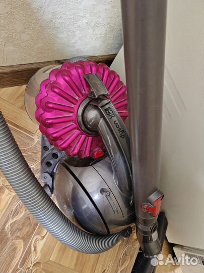 Пылесос dyson dc52