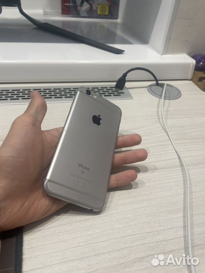 iPhone 6S, 32 ГБ