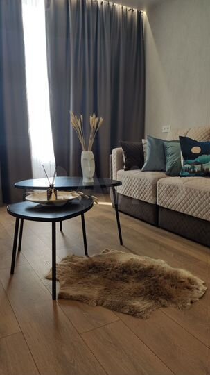 2-к. квартира, 79,1 м², 2/6 эт.