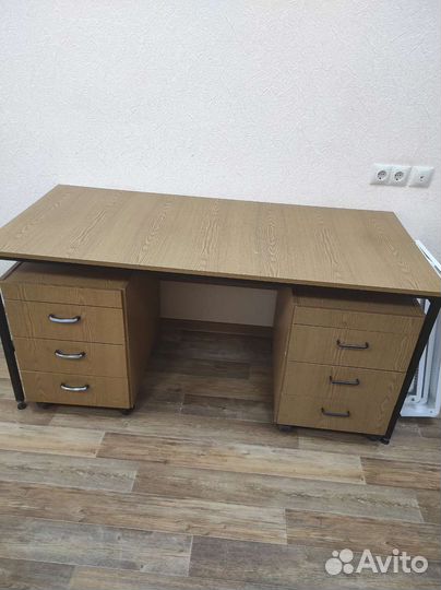 Письменный стол для школьника бу