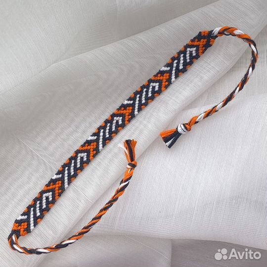 Браслет ручной работы, фенечка