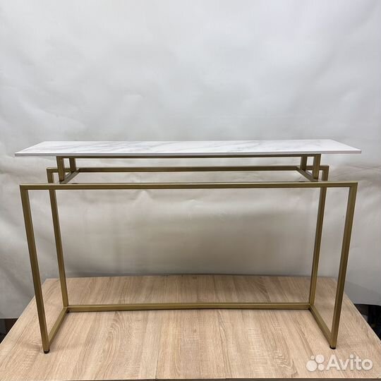 Консольный стол