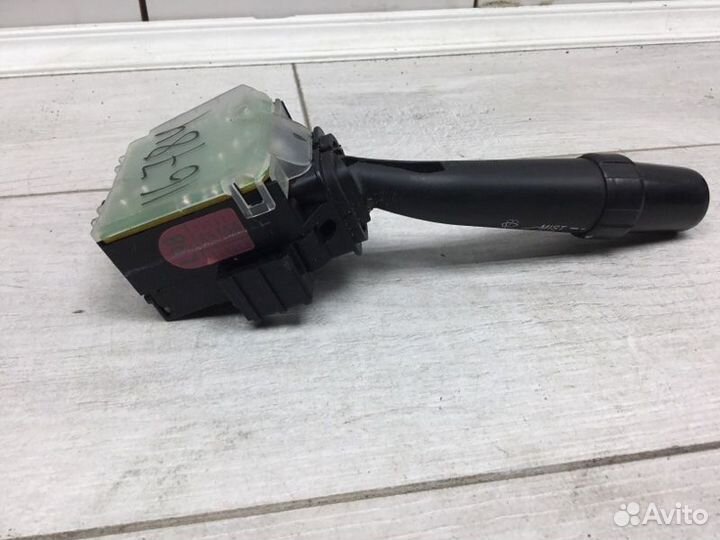 Переключатель дворников Toyota Avensis седан