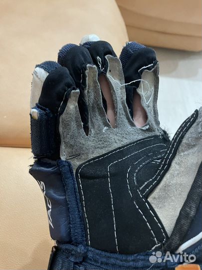 Краги хоккейные ccm