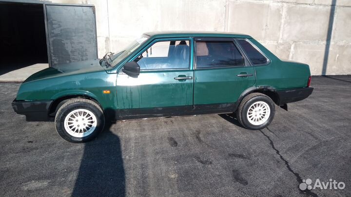 ВАЗ 21099 1.5 МТ, 2001, 235 000 км