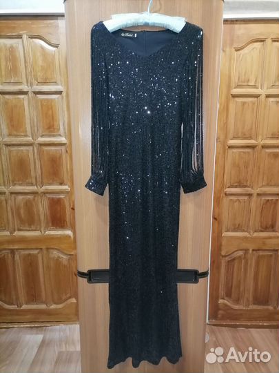 Вечернее платье в пол