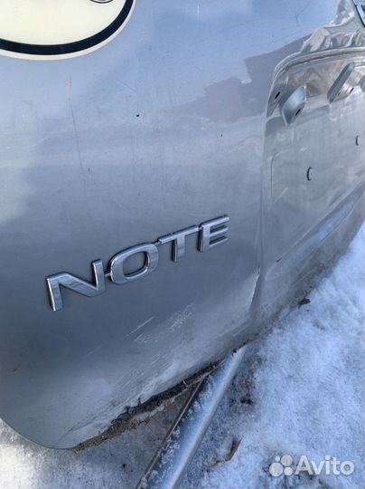 Крышка (дверь) багажника для Nissan Note E11