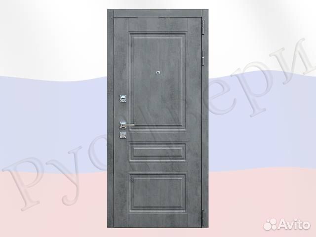 Трехконтурная входная дверь в квартиру