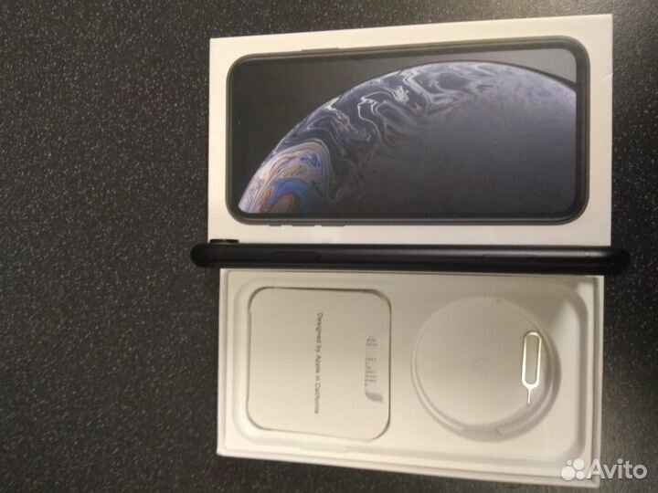 iPhone Xr, 128 ГБ