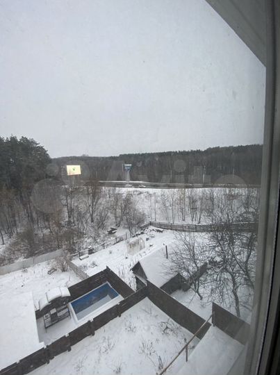 Здание, 400 м²