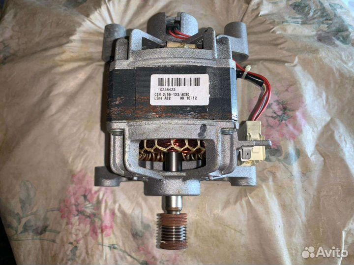 Двигатель стиральной машины Ariston RSM 601 W
