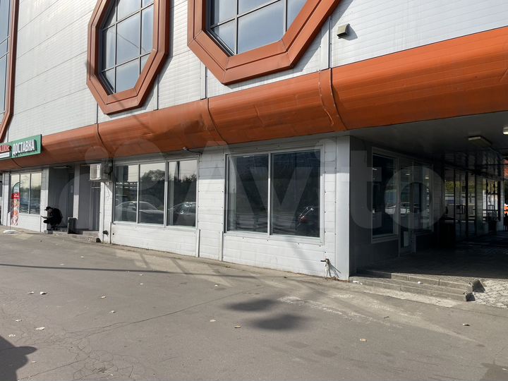 Торговая площадь, 69 м²