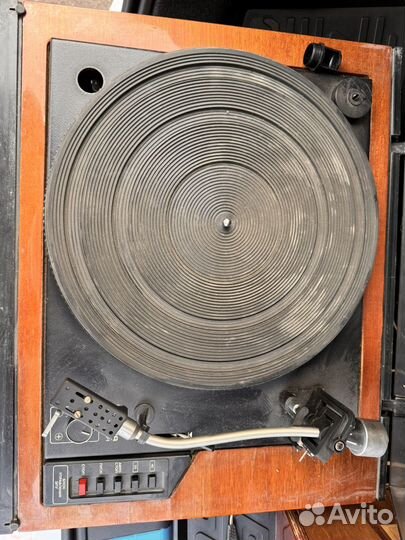 Проигрыватель винила Вега 108