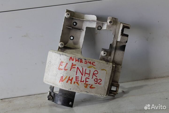 Крыло isuzu ELF 92* NHR54C FR/LH