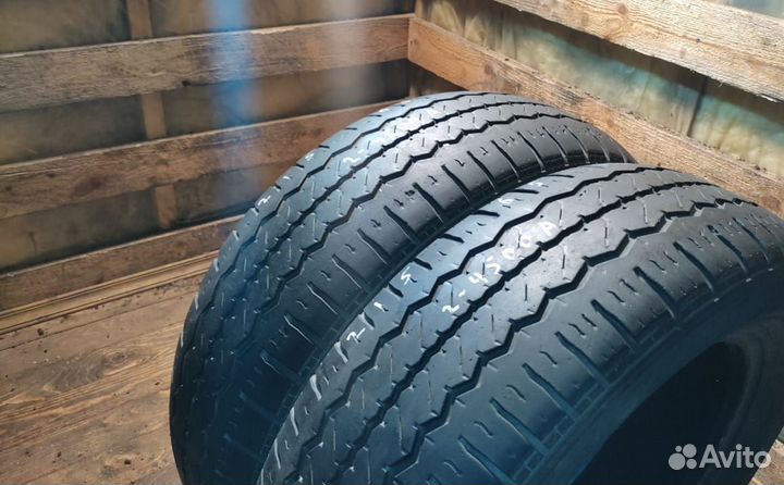 Hankook Radial RA08 215/65 R17