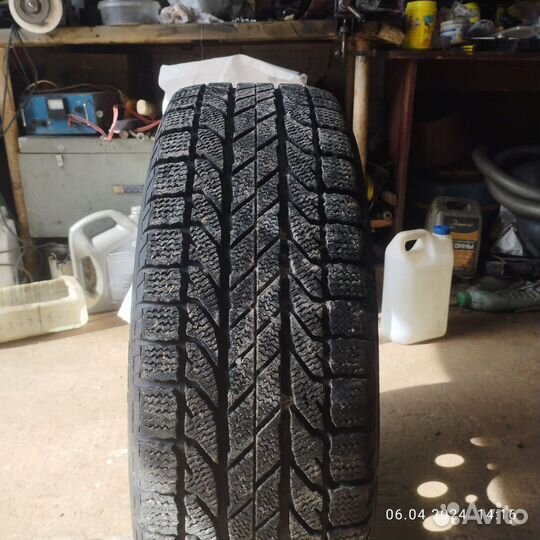 Bfgoodrich Winter Slalom 215/70 R15