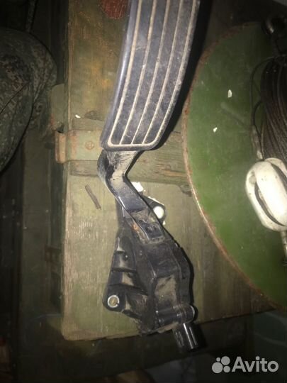 Электронная педаль газа Subaru ej204