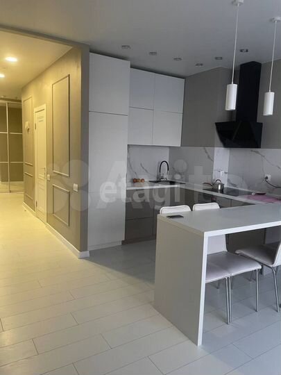4-к. квартира, 80 м², 3/16 эт.