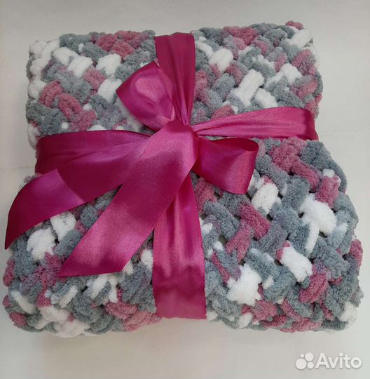 Плед детский вязаный