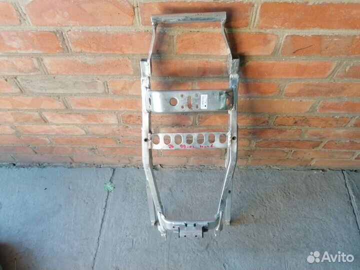 Подрамник бугель хвост yamaha yzf r6 99-02