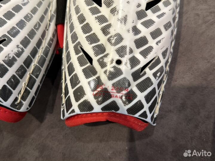 Хоккейные наколенники детские