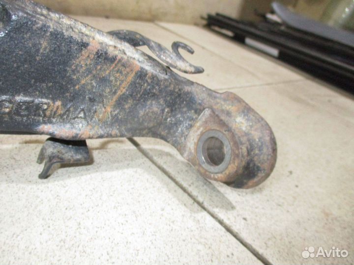 Кулак поворотный передний правый VW Touareg 2 (7P)