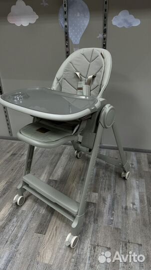 Стульчик для кормления happy baby