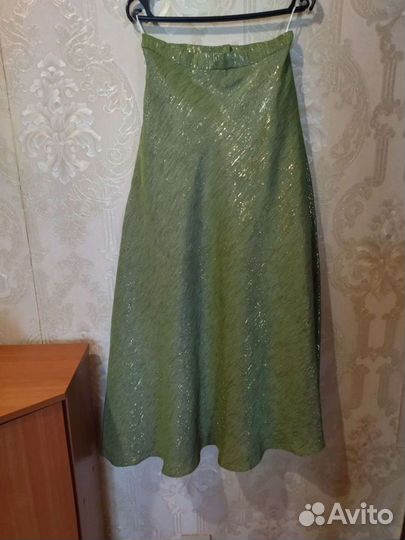 Платье праздничное