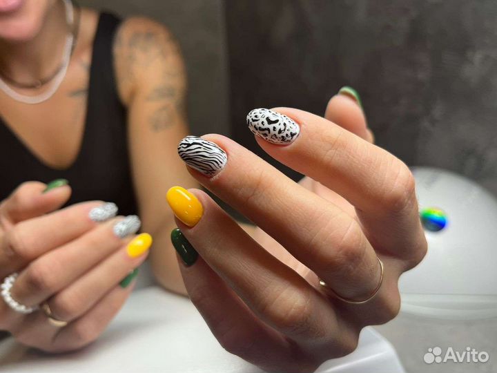 Наращивание ногтей педикюр