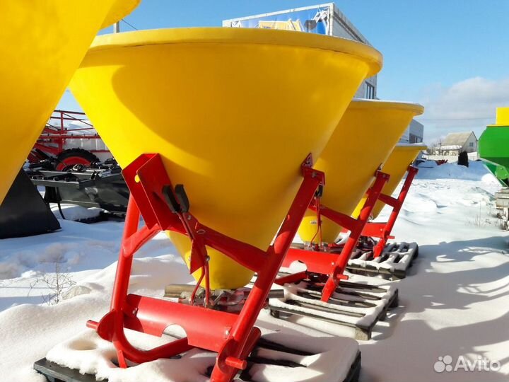 Разбрасыватель удобрений Strumyk РУМ 500, 2024