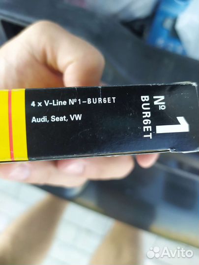 Свеча зажигания NGK V-Line №01 BUR6ET комплект