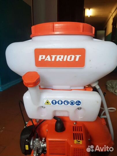 Бензиновый опрыскиватель