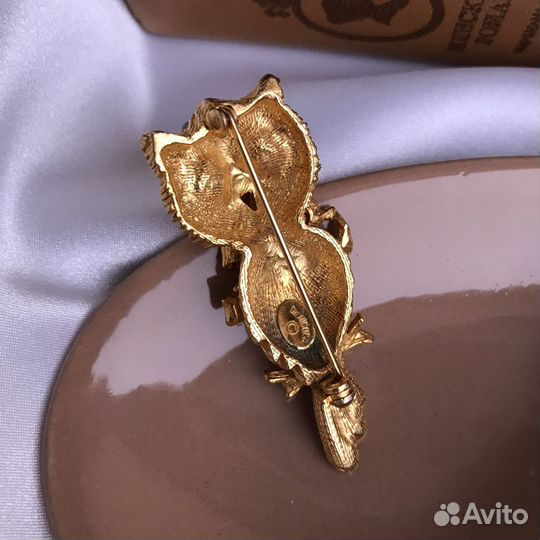 Винтажная брошь DeNicola