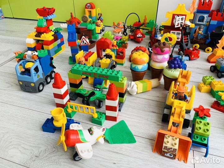 Lego Duplo много, 15 наборов