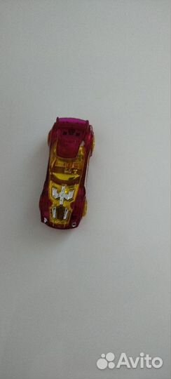 Машинка hot wheels