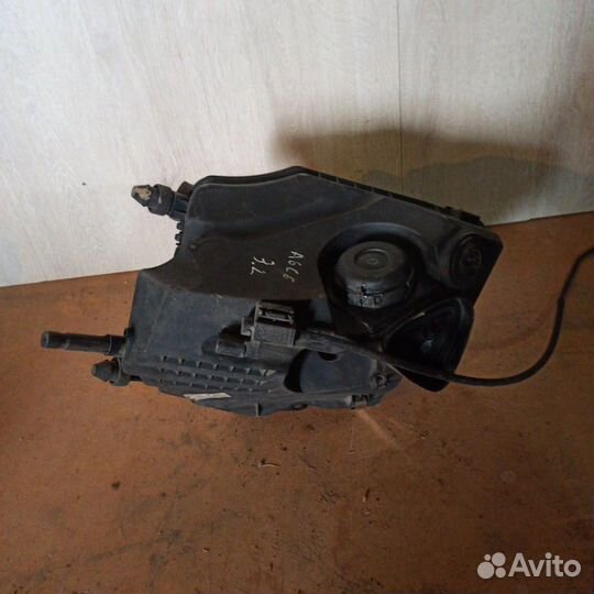 Корпус воздушного фильтра Audi A6 C6