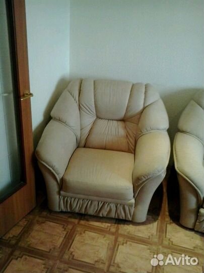 Рестоврация мебели, перетяжка, ремонт