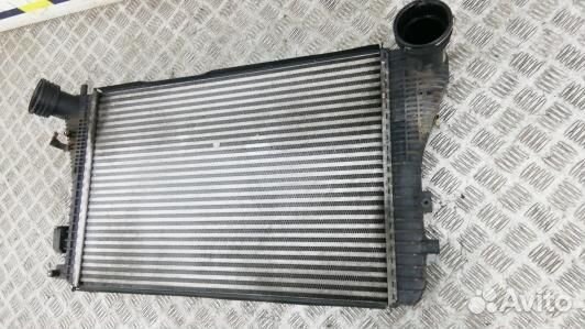 Радиатор интеркуллера volkswagen passat B6 (6BN21K