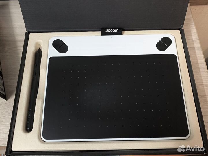 Графический планшет Wacom intuos