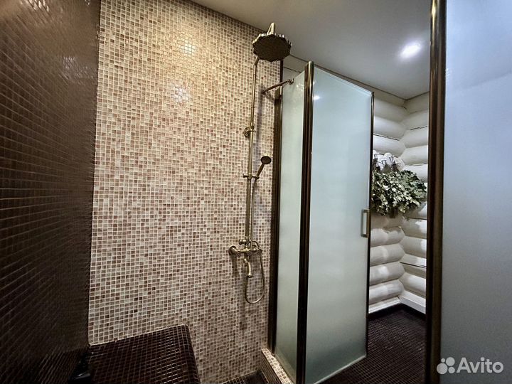 Русская баня на дровах с бассейном