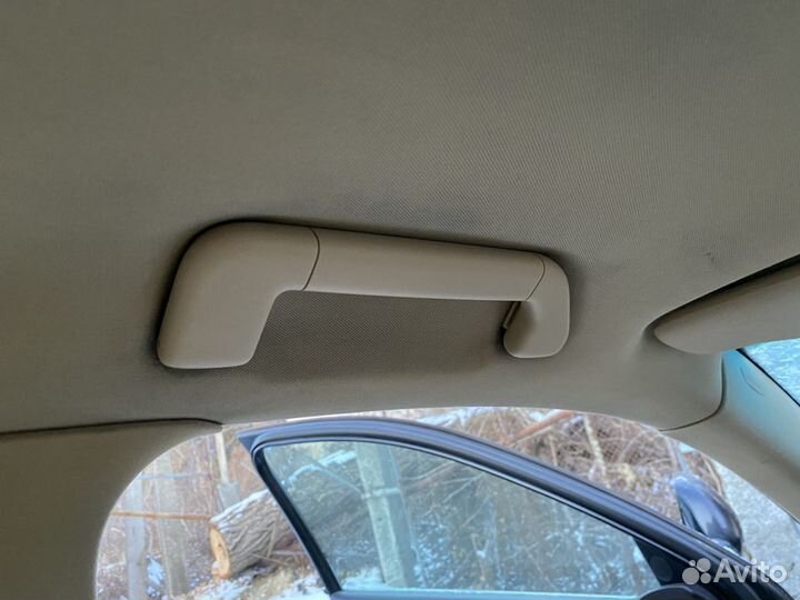 Ручки обшивки потолка Volkswagen Touareg 1