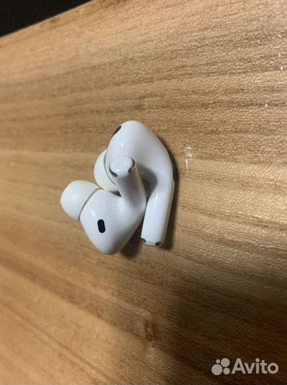 Наушник AirPods Pro (только левый или правый)