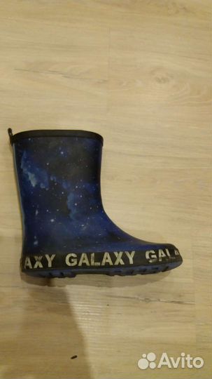 Резиновые сапоги