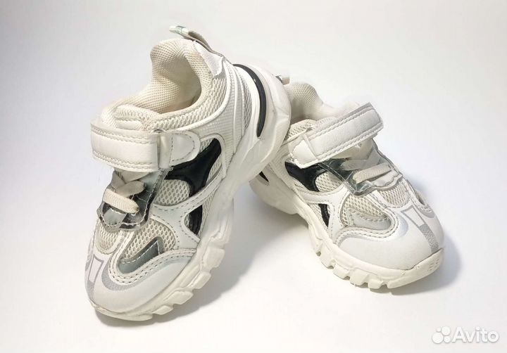 Кроссовки детские