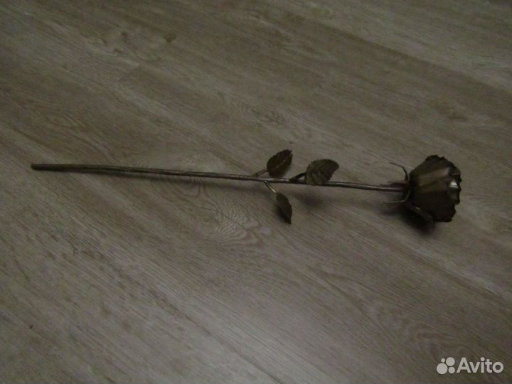 Кованая роза