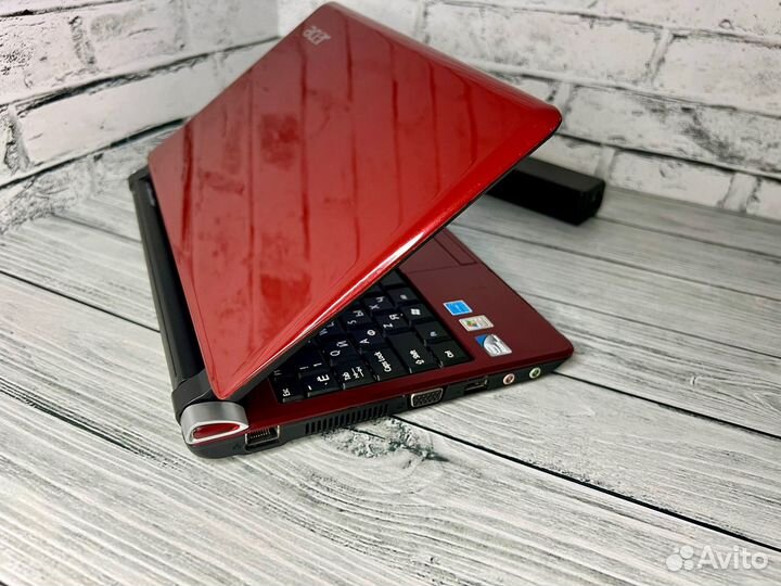 Офисный ноутбук Acer
