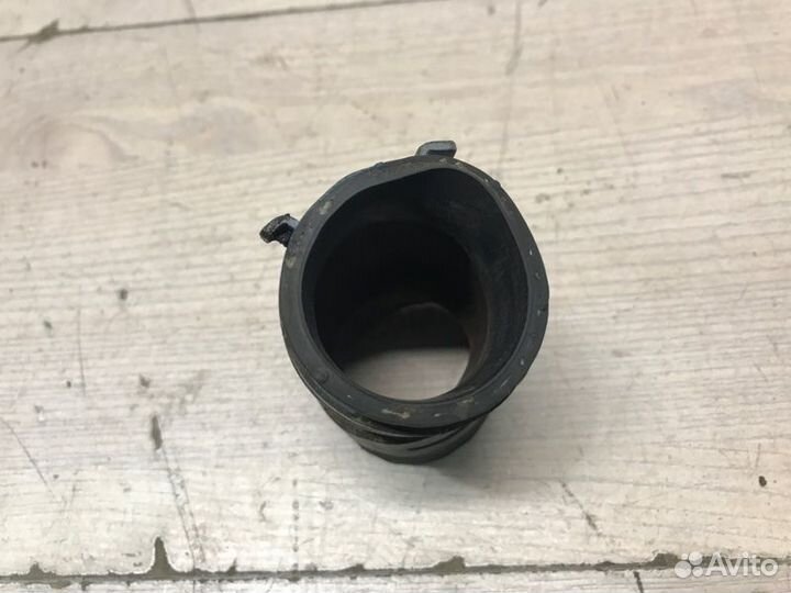 Патрубок системы охлаждения Mercedes Sprinter W906