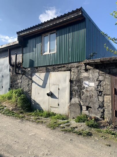 Гараж
