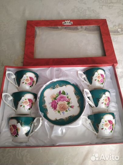 Чайный сервиз на 6 персон